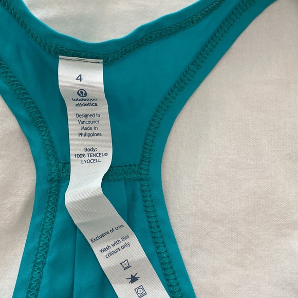 Lululemon tank sz4 - Picture 3 of 5